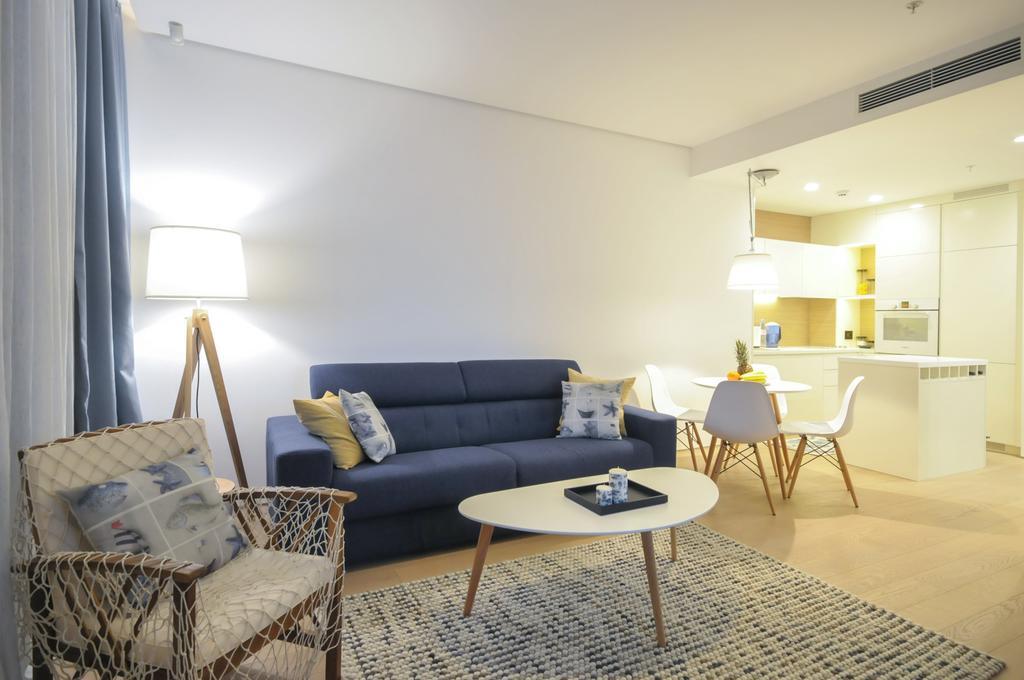Leona Residences Apartment Budva Exteriör bild
