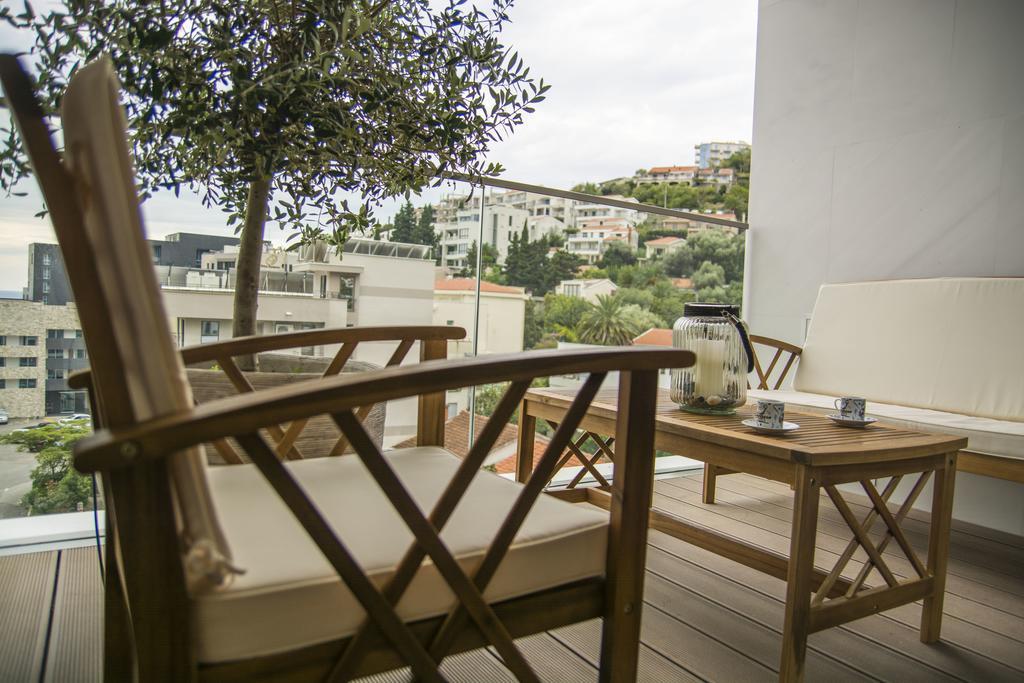 Leona Residences Apartment Budva Exteriör bild