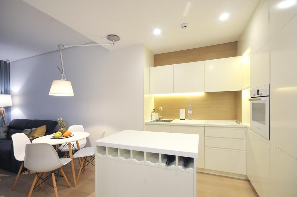 Leona Residences Apartment Budva Exteriör bild