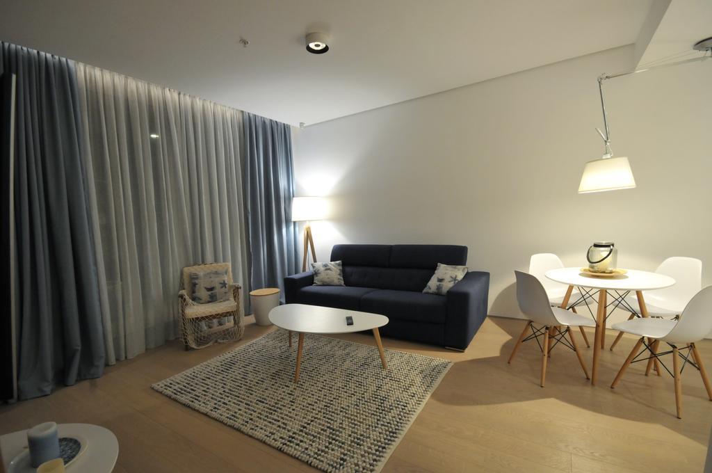 Leona Residences Apartment Budva Exteriör bild