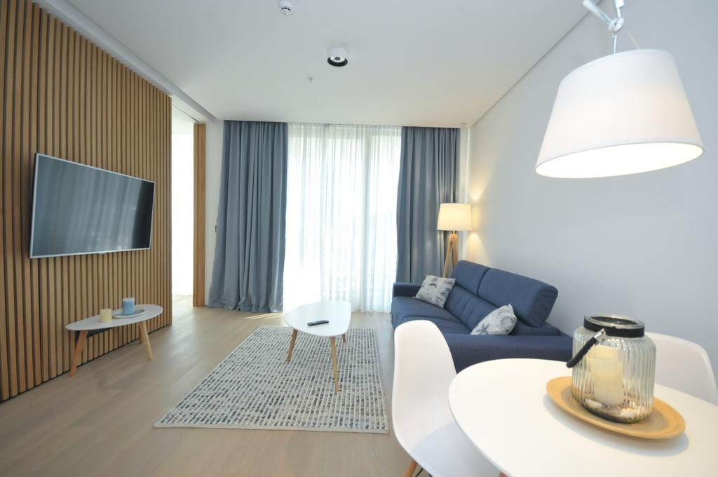 Leona Residences Apartment Budva Exteriör bild