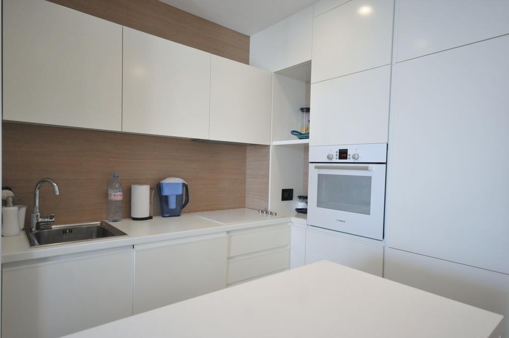 Leona Residences Apartment Budva Exteriör bild